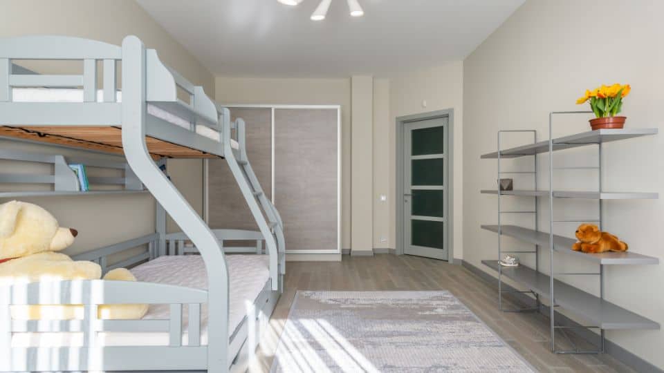 מיטות קומותיים
